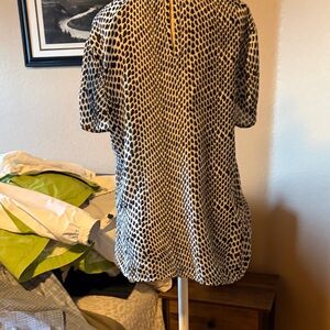 Banana Republic Black and White Spotted Mini Top